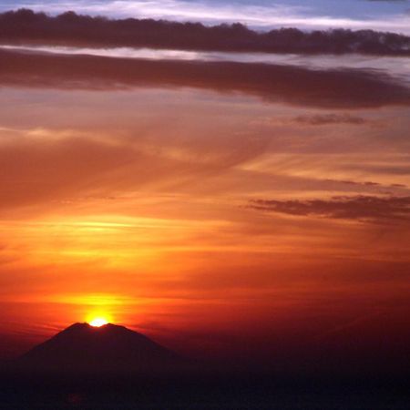 A Turri Hotell Capo Vaticano Exteriör bild