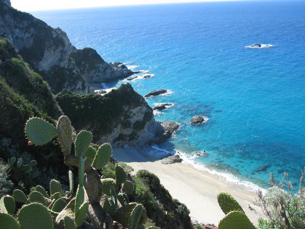 A Turri Hotell Capo Vaticano Exteriör bild