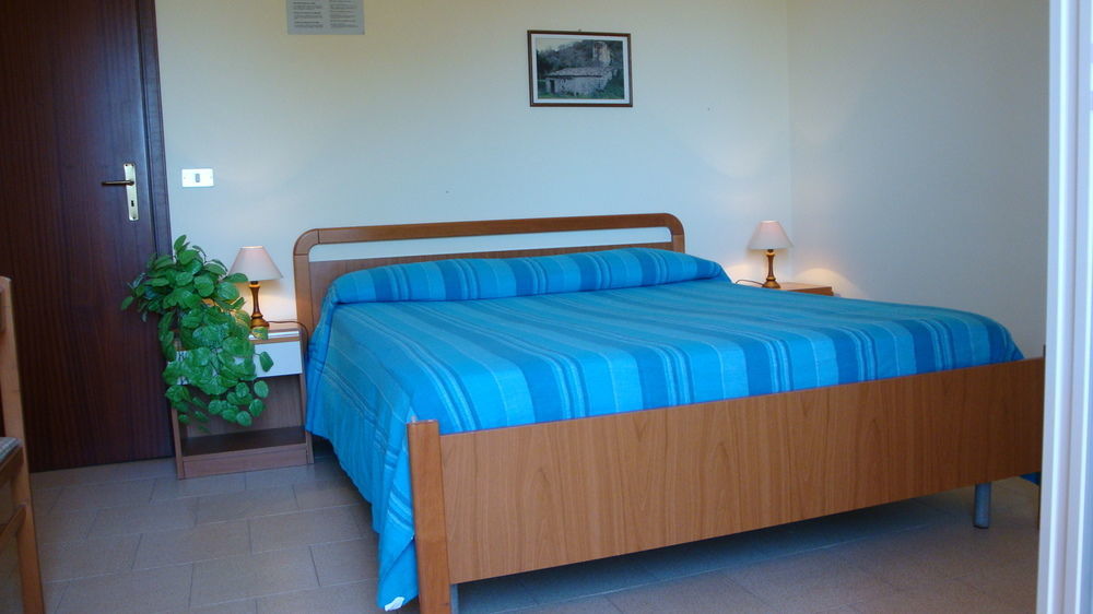 A Turri Hotell Capo Vaticano Exteriör bild
