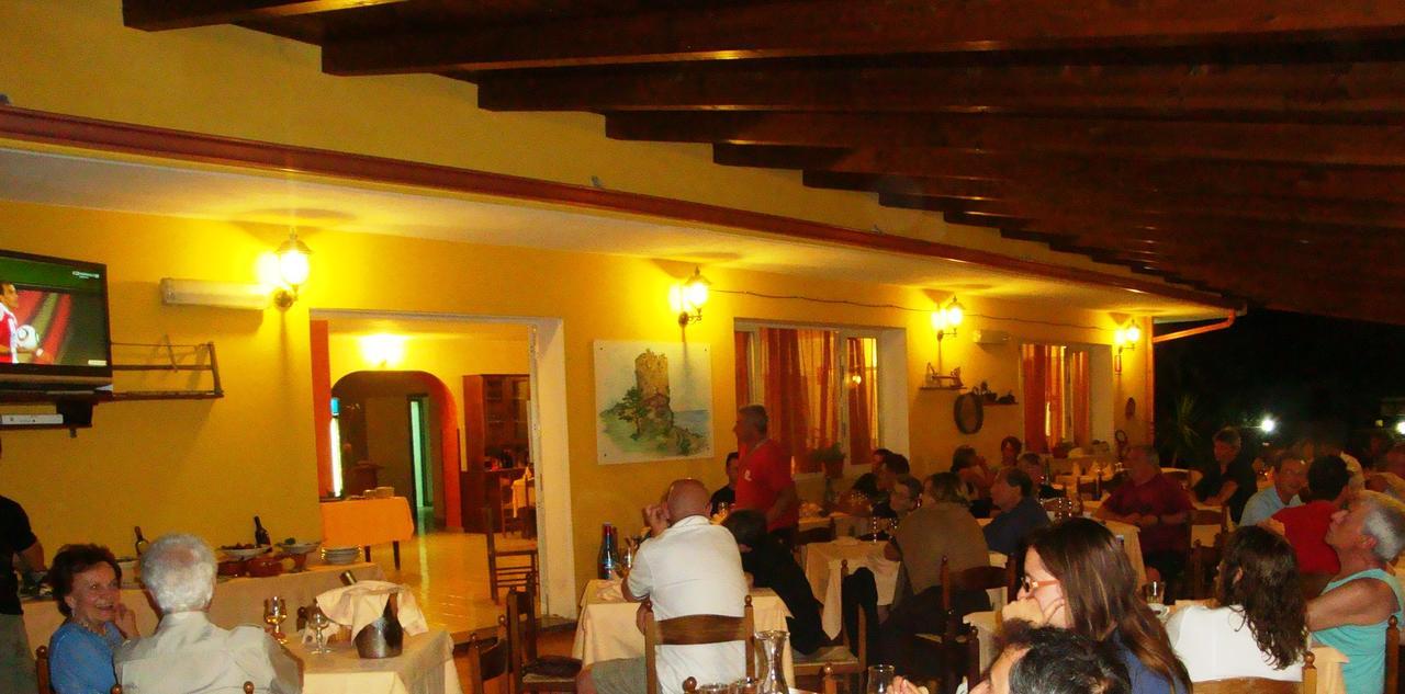 A Turri Hotell Capo Vaticano Exteriör bild